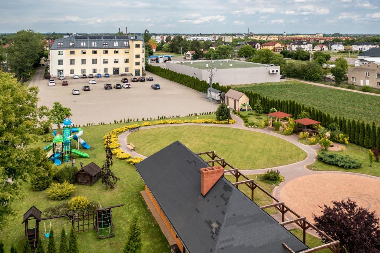 Hotel Austeria Conference & Spa Ciechocinek Kültér fotó