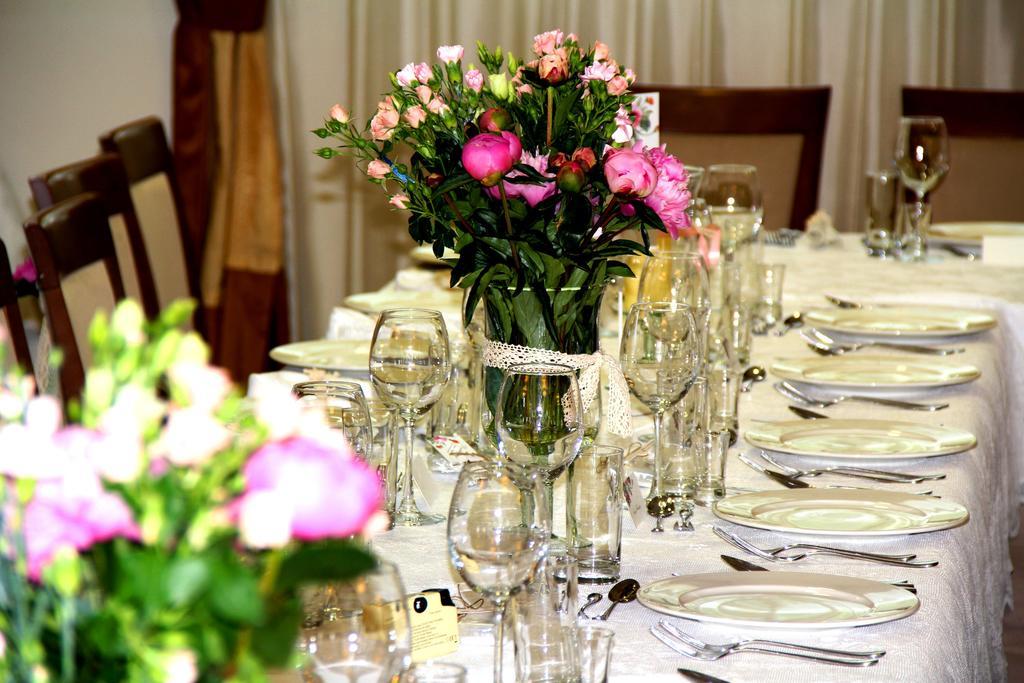 Hotel Austeria Conference & Spa Ciechocinek Kültér fotó