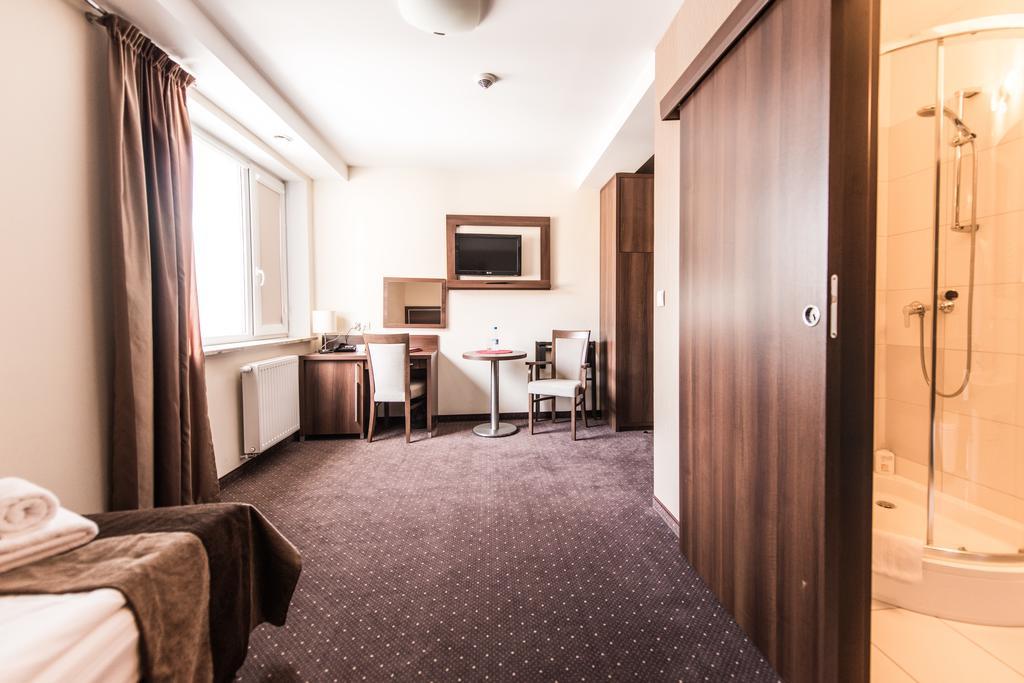 Hotel Austeria Conference & Spa Ciechocinek Kültér fotó